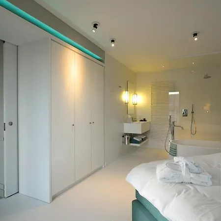 Vixx Suites Mechelen Exterior foto